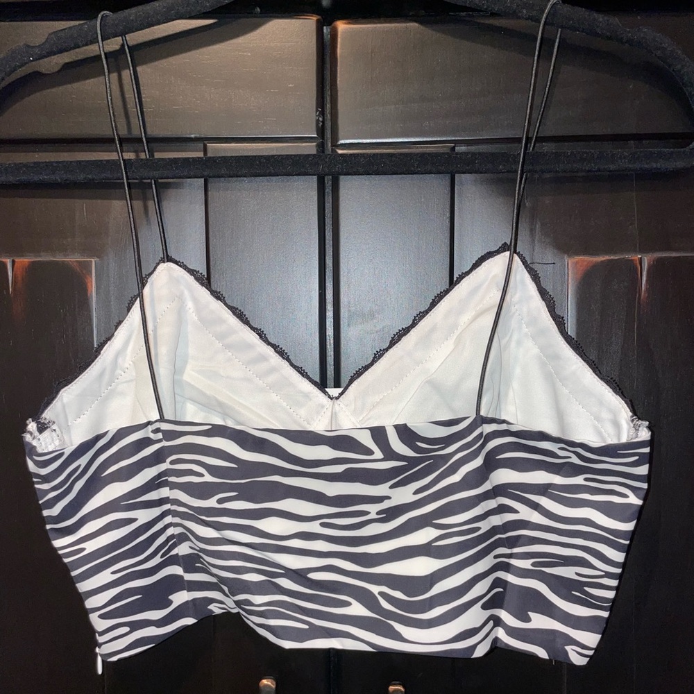 12th Tribe Zebra Print Crop Tank Top Size M